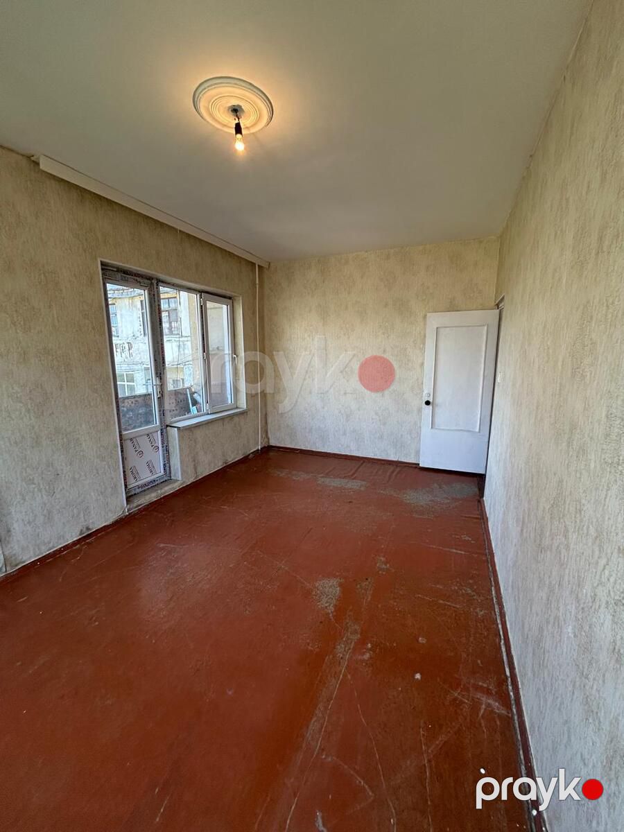 Satılır 2 otaqlı köhnə tikili 65 m² — Mənzil, Bakı (2)