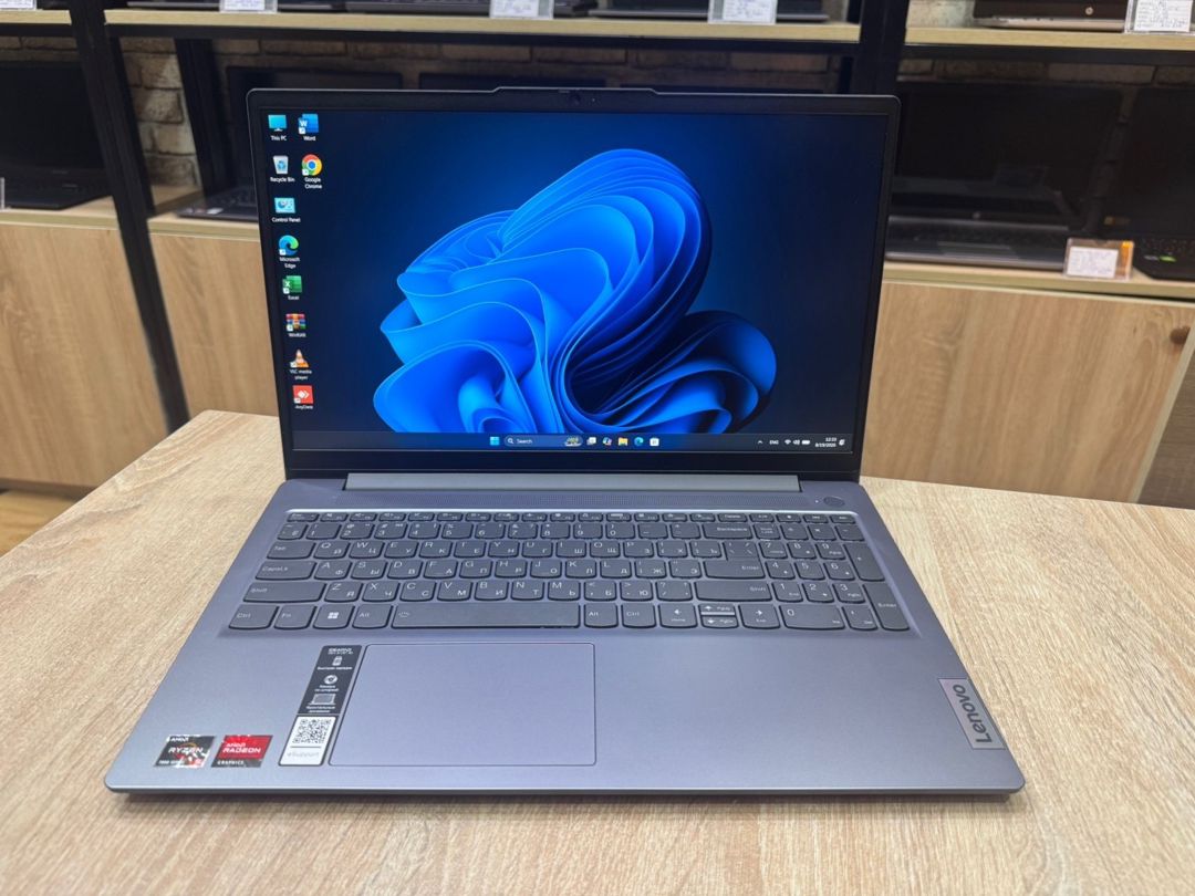 Lenovo IdeaPad Slim 3i — Elektronika, Bakı