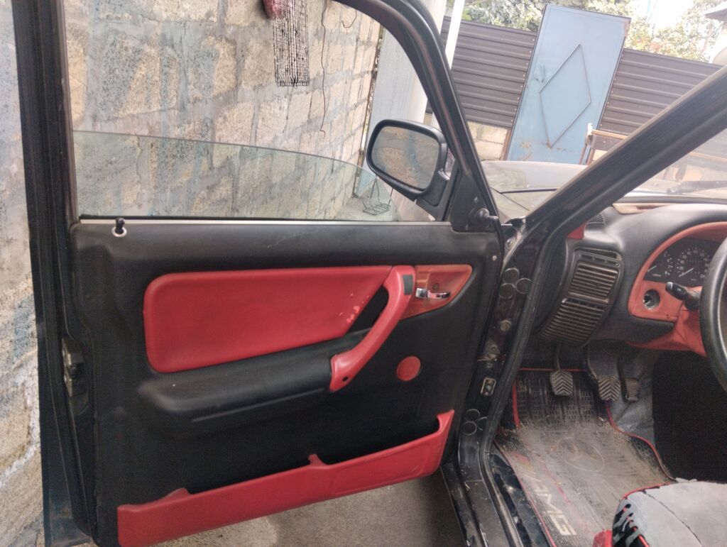 GAZ Volga 3110, qara rəng, sedan kuzov. Xüsusiyyətlər: - Klassik xrom — Avtomobillər, Ağdaş (6)