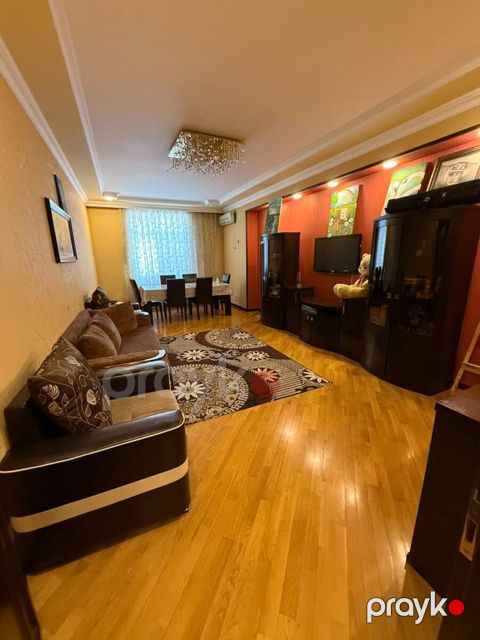 Satılır 3 otaqlı yeni tikili 122 m²