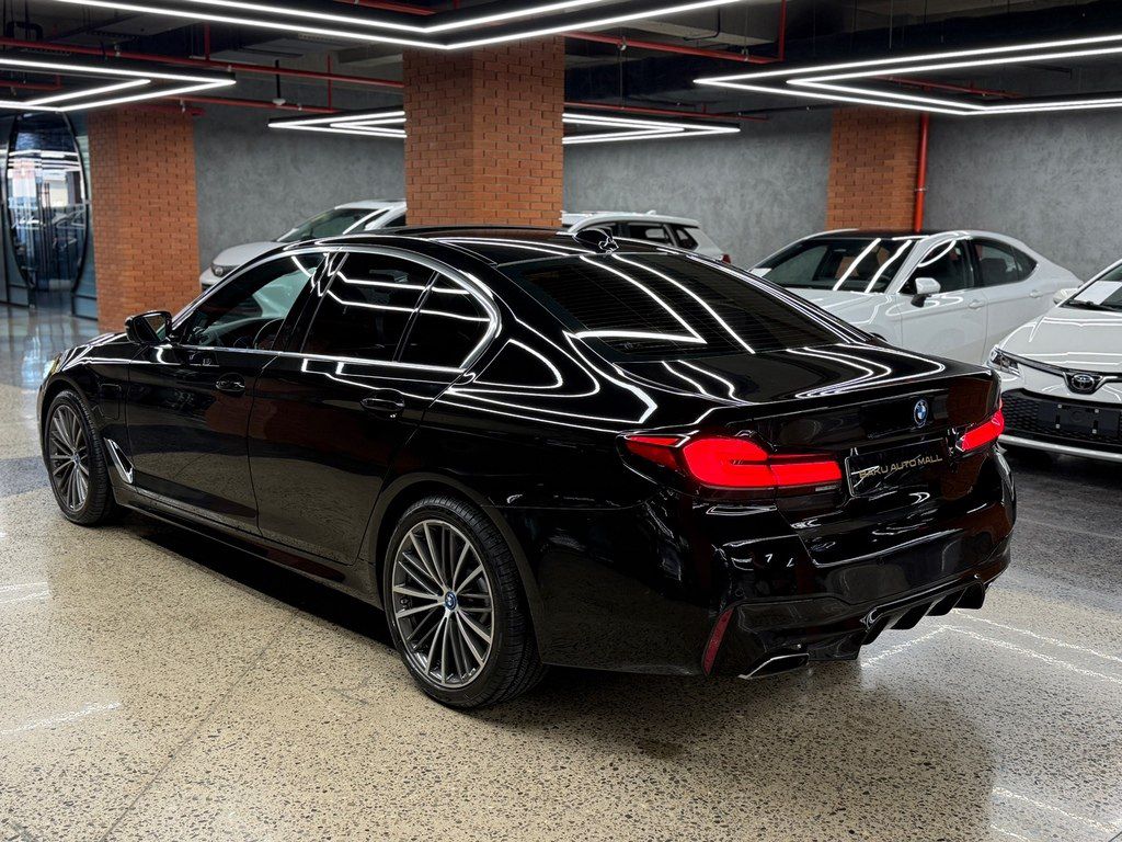 BMW 530e, 2.0 L, 12 kWh, 2023 il, 53 000 km — Avtomobillər, Bakı (9)