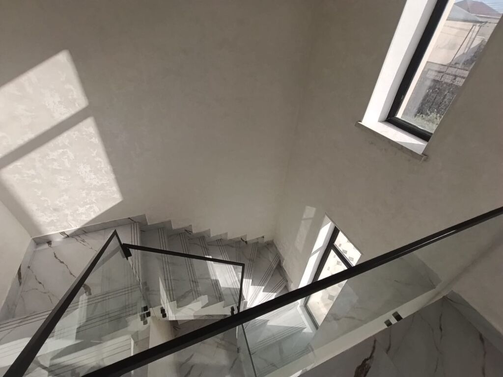 Hövsanda paket kupçalı, super yeni təmirli,2 mərtəbəli 140kv 4 otaqlı — Daşınmaz əmlak, Bakı (5)