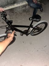 Şəhər və yüngül off-road üçün universal velosiped - Rəng: qara - — Bicycles