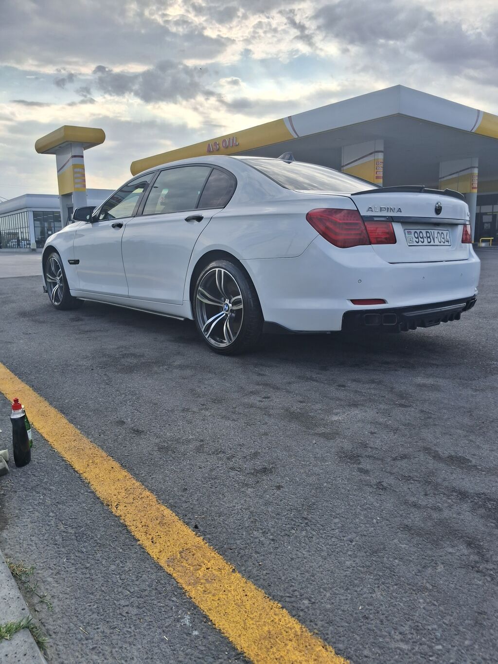 BMW 750: 4.4 l | 2011 il Sedan — Avto, Novxanı (10)