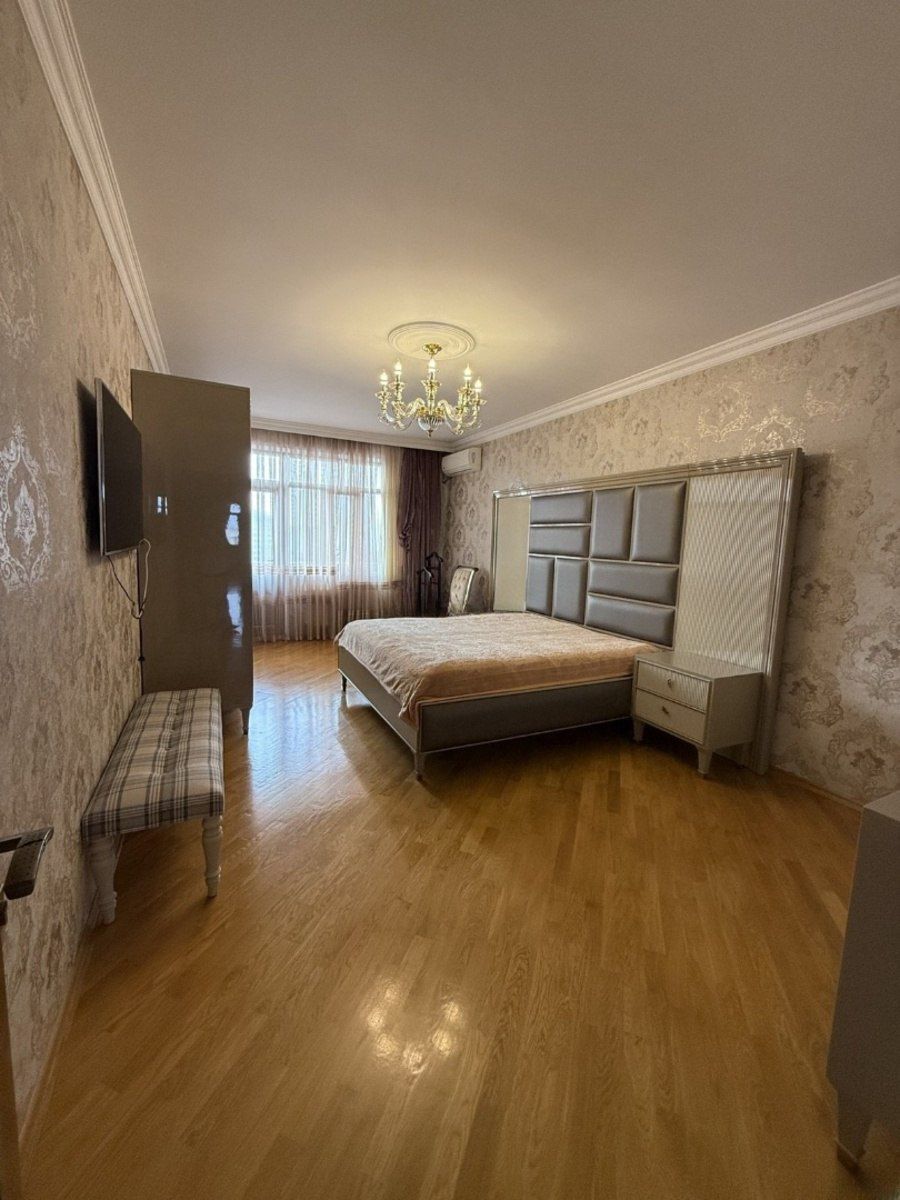 Satılır 3 otaqlı yeni tikili 176 m² — Mənzil, Bakı (3)