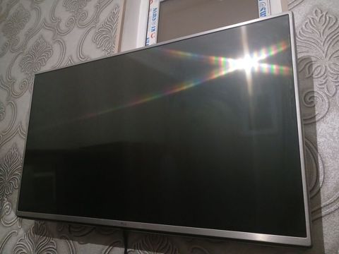LG televizor hecbir problemi yoxdu ideal veziyyetdedi 150 azn satilir — Bakı