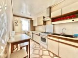 Satılır 4 otaqlı köhnə tikili 105 m² — Apartment