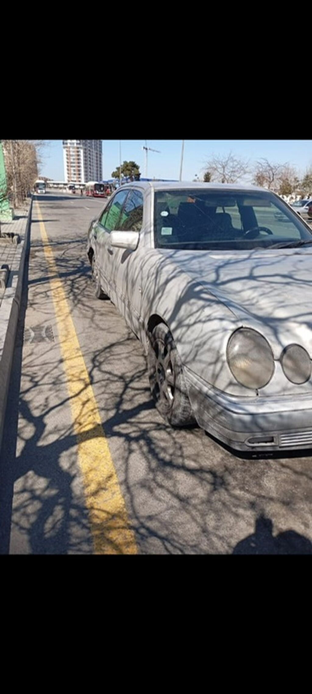 Mercedes-Benz 220: 2.2 l | 1999 il Sedan — Avto, Digah