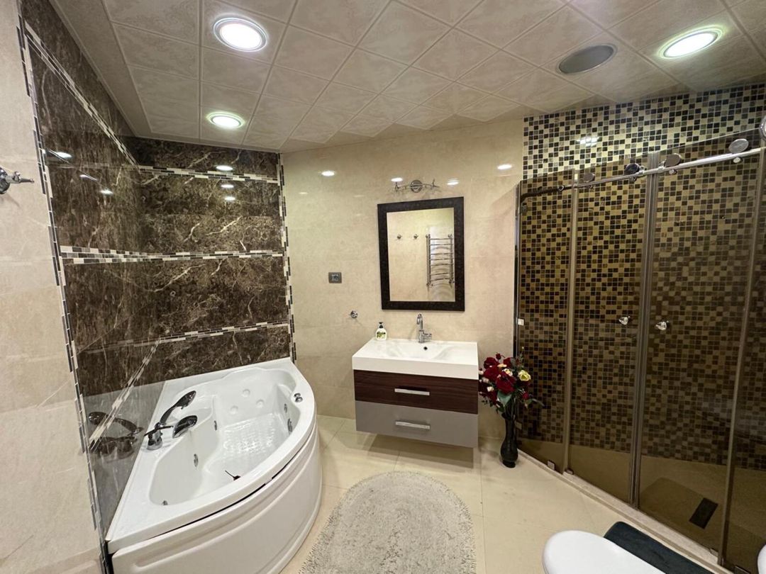 İcarəyə verilir 3 otaqlı yeni tikili 182 m² — Mənzil, Bakı (11)