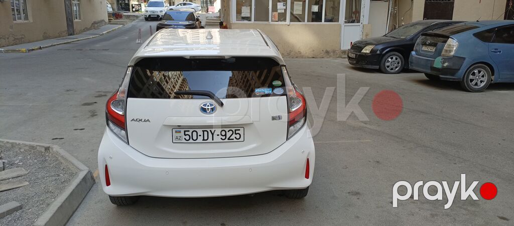 Toyota Aqua: 1.5 l | 2018 il Hetçbek — Avtomobillər, Bakı (6)