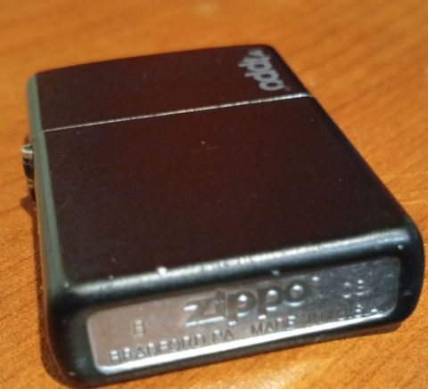 Zippo klassik benzinli alışqan - Brend: Zippo (dibində orijinal — Bakı