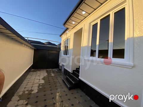 Satılır 3 otaqlı həyət evi/bağ evi 72 m²