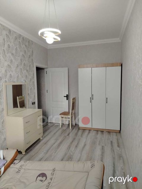 İcarəyə verilir 2 otaqlı köhnə tikili 50 m²