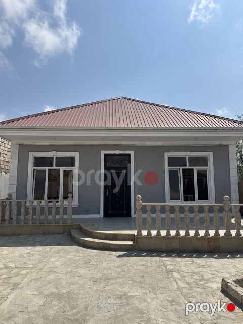 Satılır 5 otaqlı həyət evi/bağ evi 140 m²