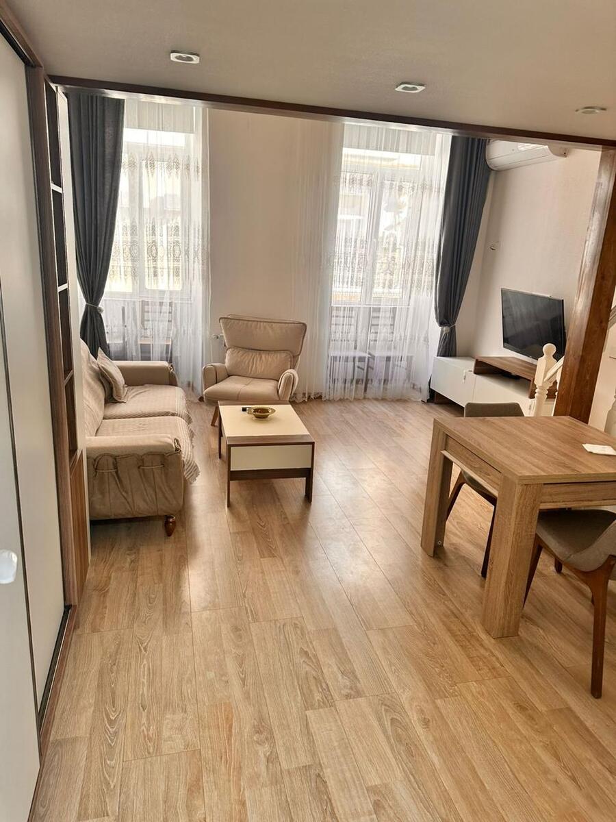 İcarəyə verilir 3 otaqlı köhnə tikili 54 m² — Mənzil, Bakı