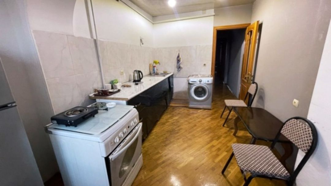 Satılır 3 otaqlı köhnə tikili 90 m² — Mənzil, Bakı (2)