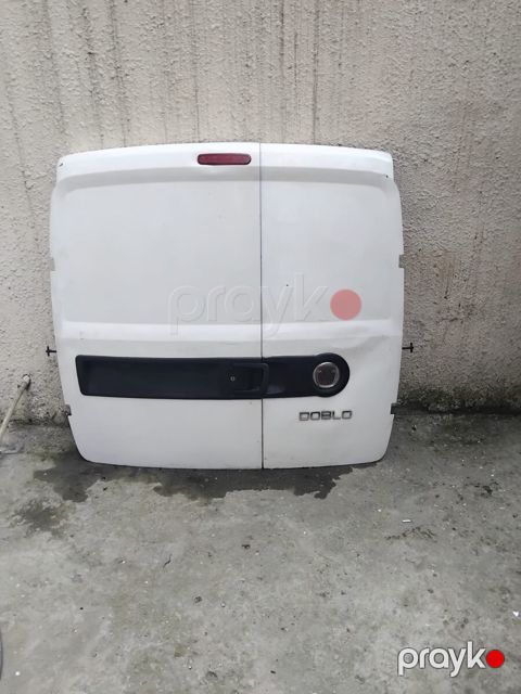 Fiat Doblo qapıları