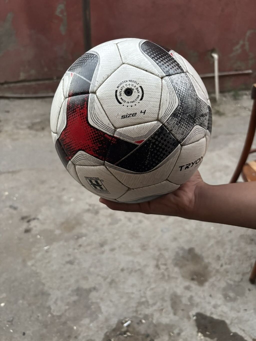 TRYON FT-180 futbol topu - Ölçü: 4 (üzərində “size 4” qeyd olunub) - — İdman və istirahət, Bakı (2)