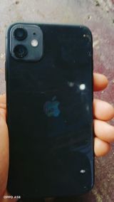 Apple iPhone 11 Black 128GB/4GB — Goods