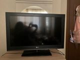 Tecili Endirim ‼️ Televizor LG 82 evden satiw 2 ilindi Sade 85 azn — TV and video equipment