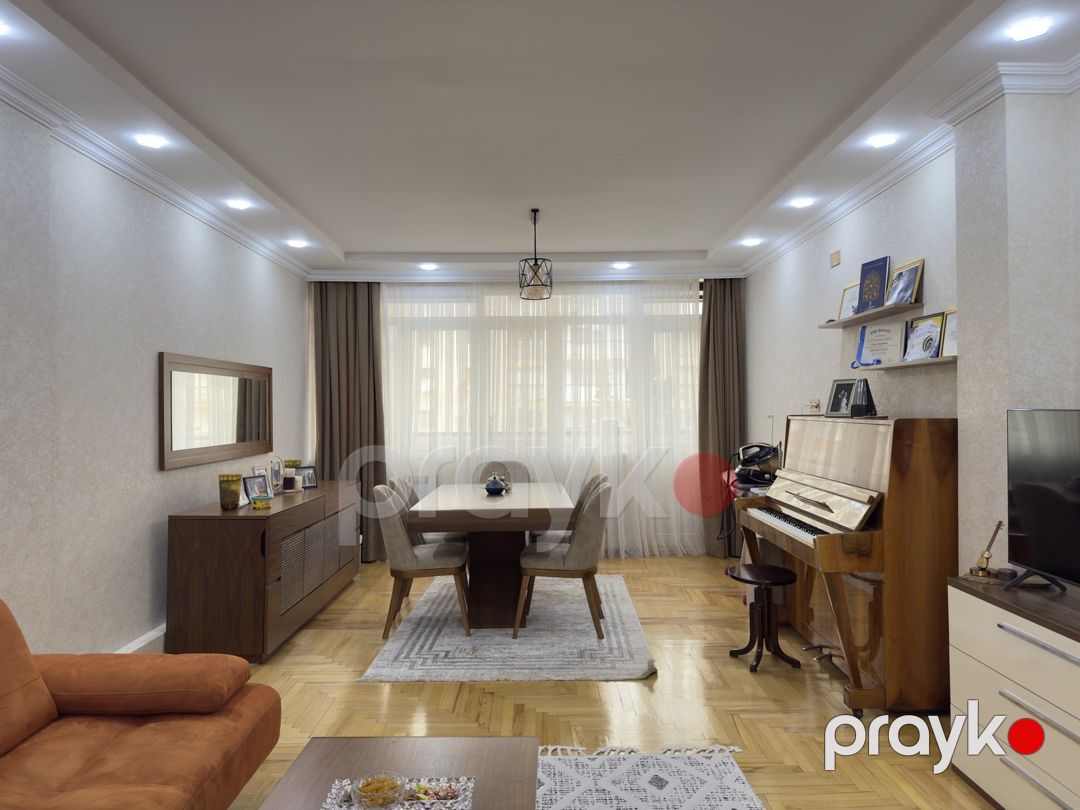 Satılır 2 otaqlı köhnə tikili 100 m² — Mənzil, Bakı (5)