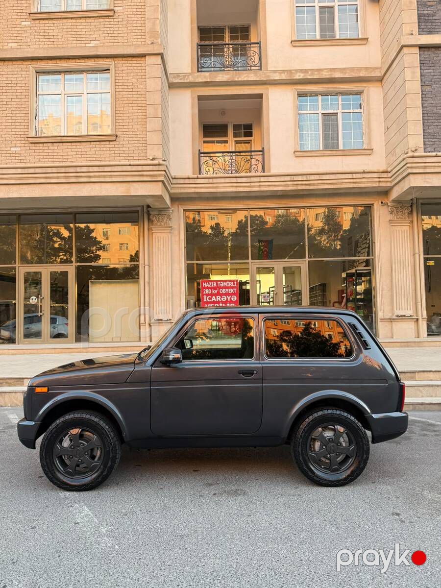 LADA (VAZ) Niva, 2017 il 99-XD-015 — Avtomobillər, Bakı (8)