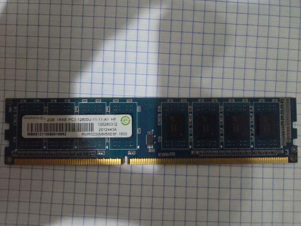 Operativ yaddaş (RAM) Samsung, 8 GB, 2666 Mhz, DDR4, PC üçün, İşlənmiş — Elektronika, Bakı (4)