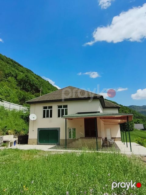 3 otaqlı, 110 kv. m, Kredit yoxdur, Yeni təmirli