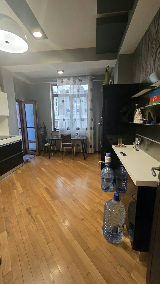 Satılır 3 otaqlı yeni tikili 135 m² — Mənzil, Bakı (9)