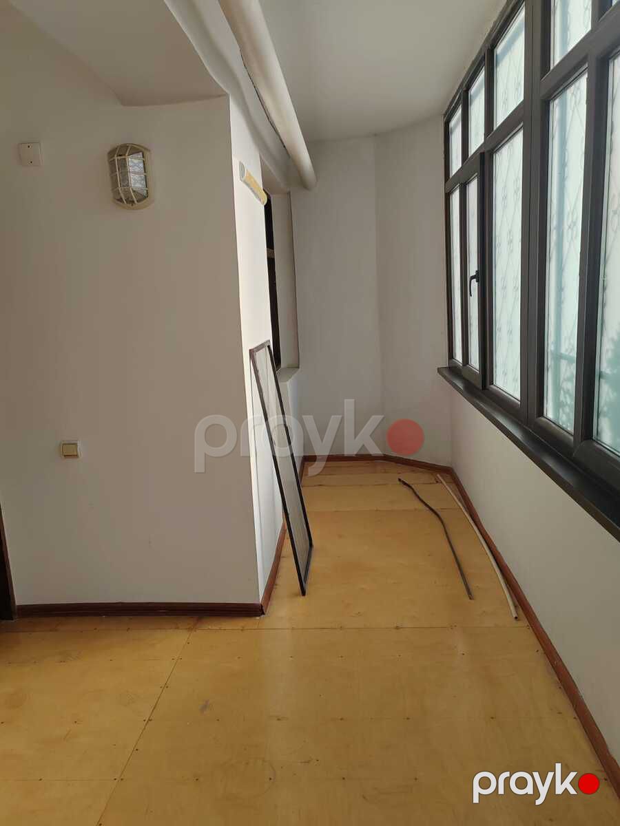 Satılır 4 otaqlı köhnə tikili 90 m² — Mənzil, Bakı (12)