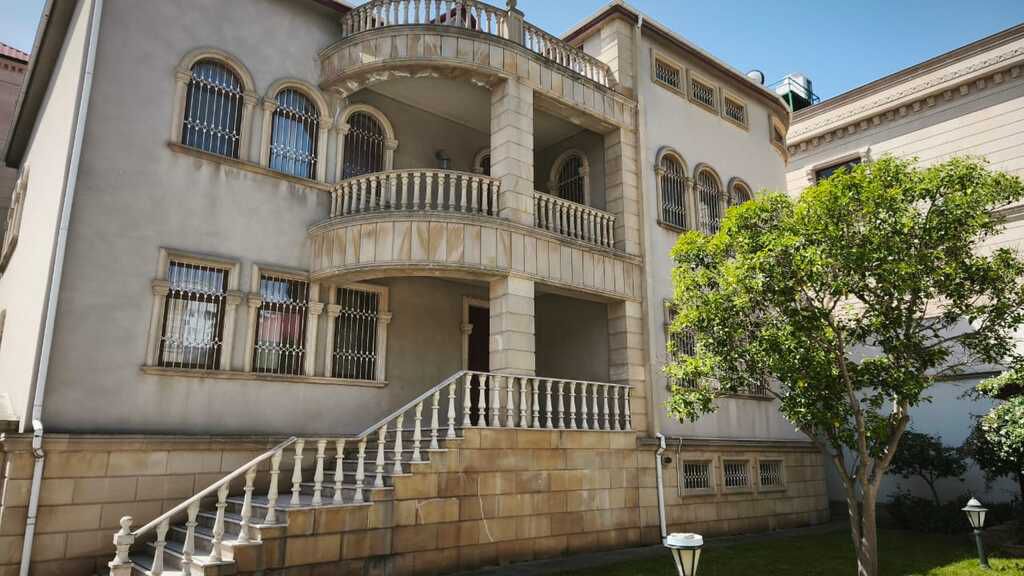İcarəyə verilir 5 otaqlı həyət evi/bağ evi 420 m² — Ev, villa, Bakı