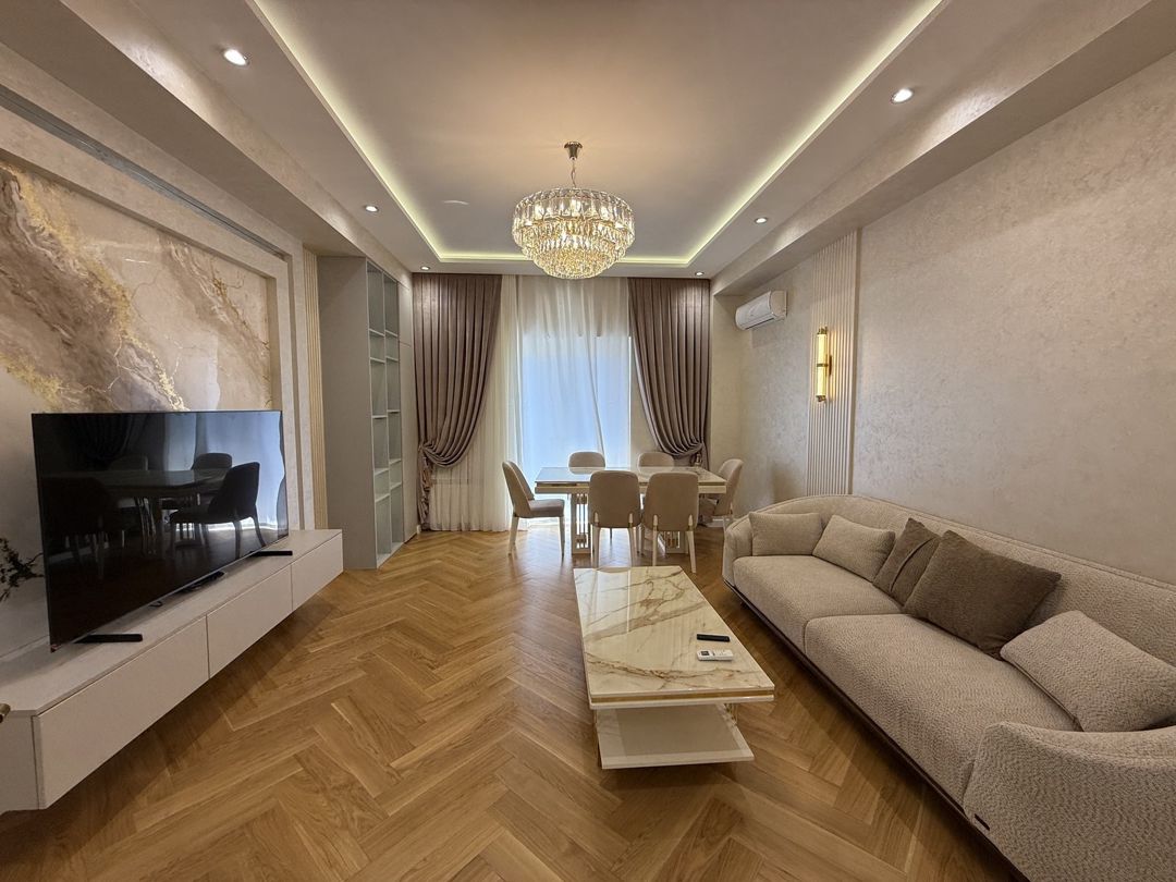 İcarəyə verilir 3 otaqlı yeni tikili 135 m² — Mənzil, Bakı (5)