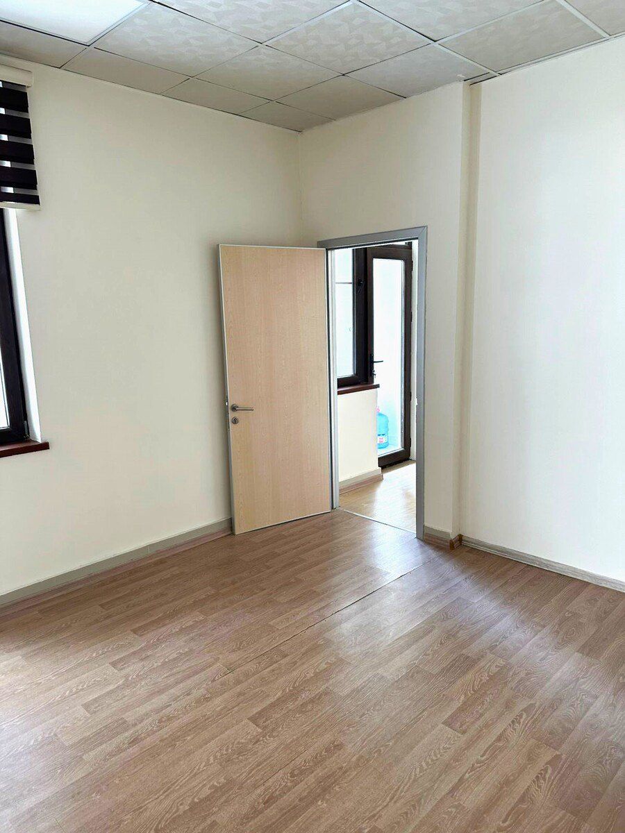 İcarəyə verilir 4 otaqlı ofis 148 m² — Ofis, Bakı (2)
