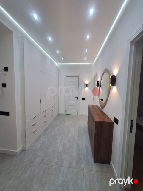 İcarəyə verilir 3 otaqlı yeni tikili 90 m²