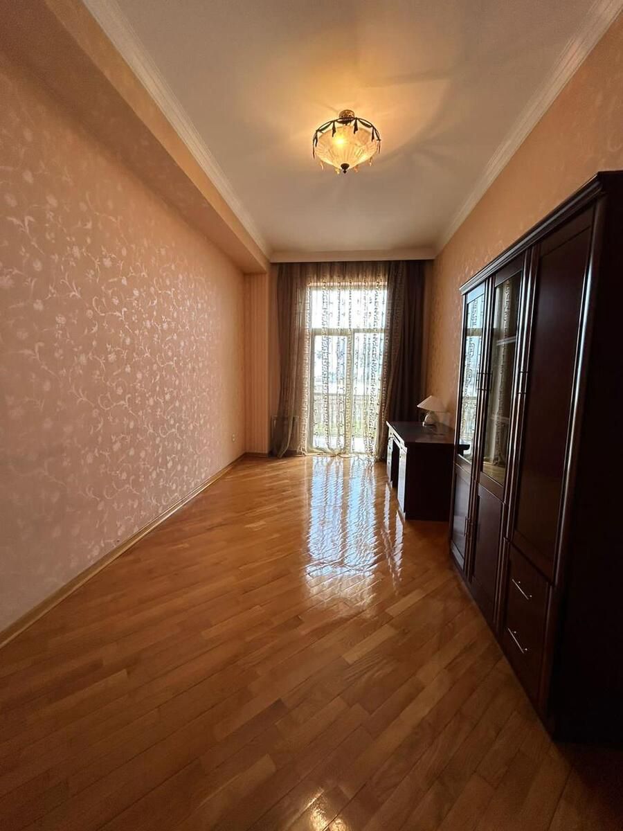 İcarəyə verilir 4 otaqlı yeni tikili 200 m² — Mənzil, Bakı (12)