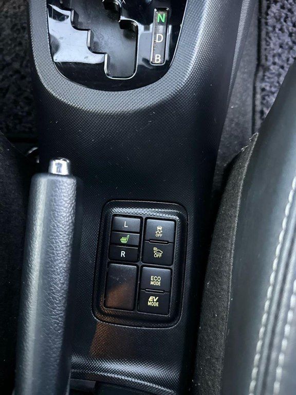 Toyota Aqua, 1.5 L, 0.9 kWh, 2016 il, 34 000 km — Avtomobillər, Bakı (6)