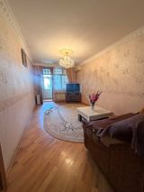Satılır 2 otaqlı köhnə tikili 56 m² — Mənzil