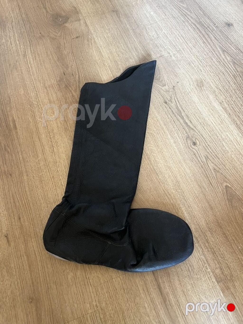 Qara dəri çəkmələr Xüsusiyyətlər: - Material: təbii dəri (yumşaq — Şəxsi əşyalar, Bakı (3)