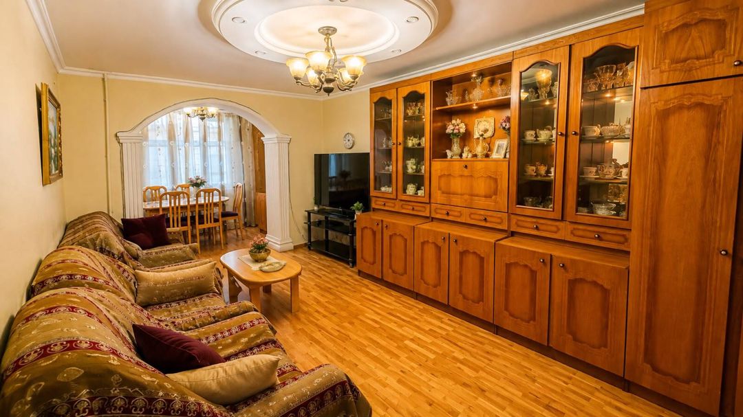İcarəyə verilir 3 otaqlı köhnə tikili 95 m² — Mənzil, Bakı (2)