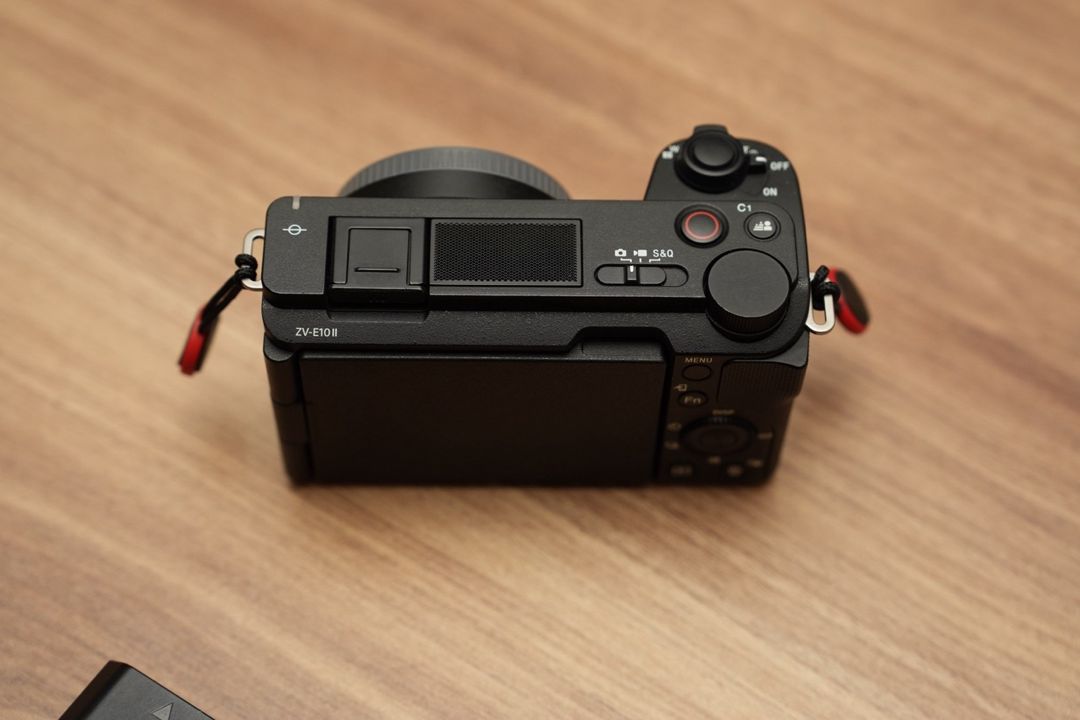 Fotoaparat Sony ZV-E10 Mark II — Fotoaparat, Bakı (5)