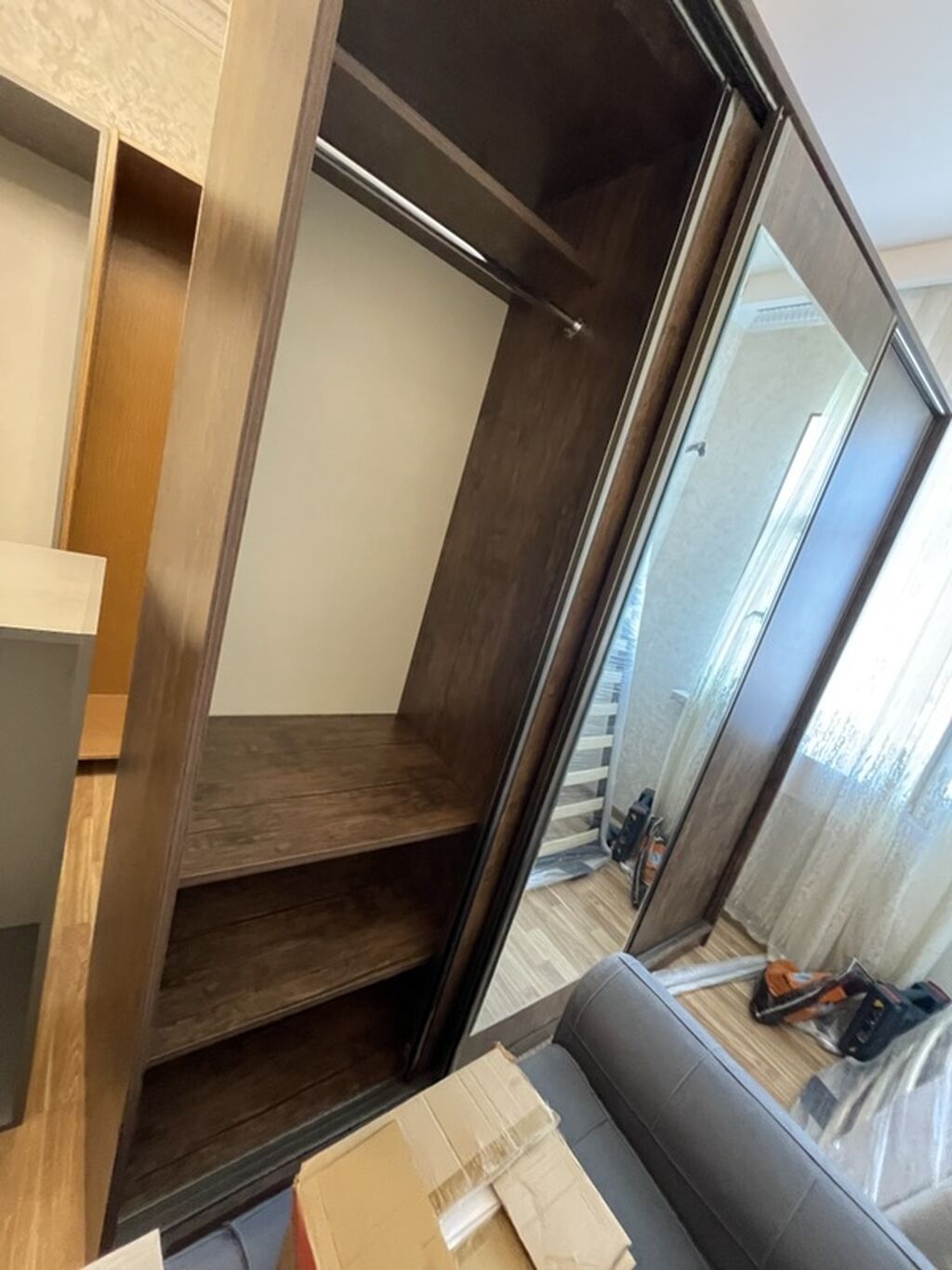 İşlənmiş, 3 qapılı, Güzgülü, Qəhvəyi, Taxta, Kupe, Düz dolab — Mebel, Bakı (2)