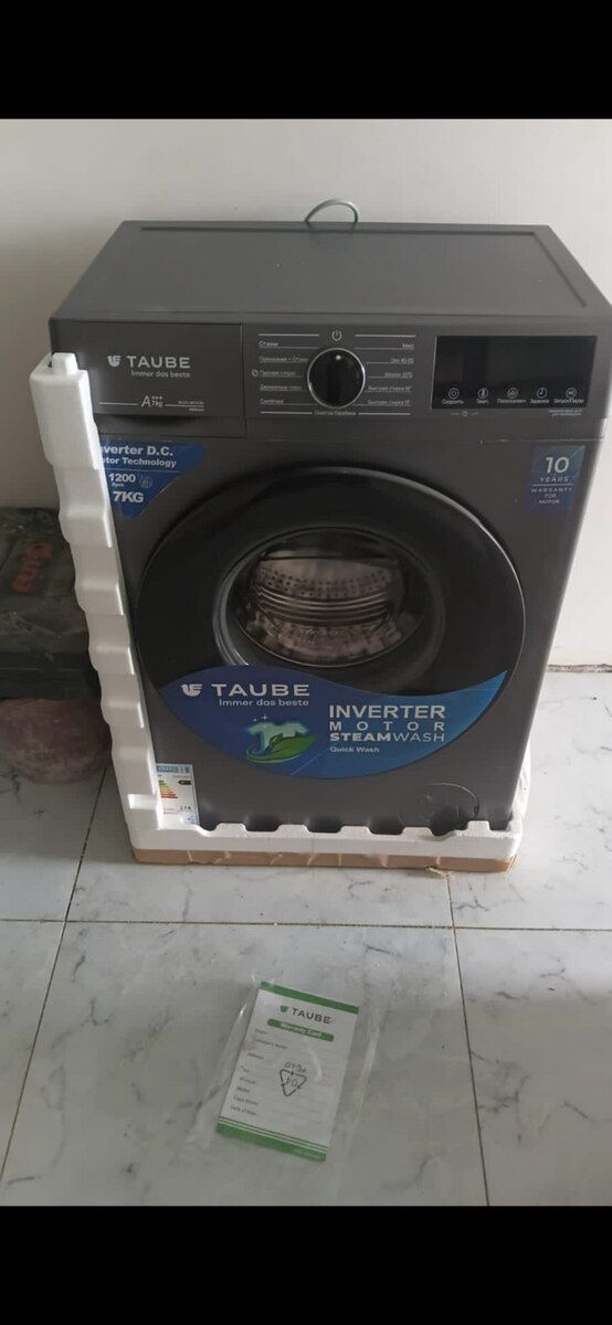 Paltaryuyan Taube — Ev texnikası, Bakı