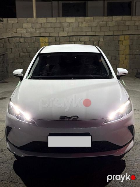 BYD Seal 05, 1.5 L, 7.68 kWh, 2025 il, 12 400 km