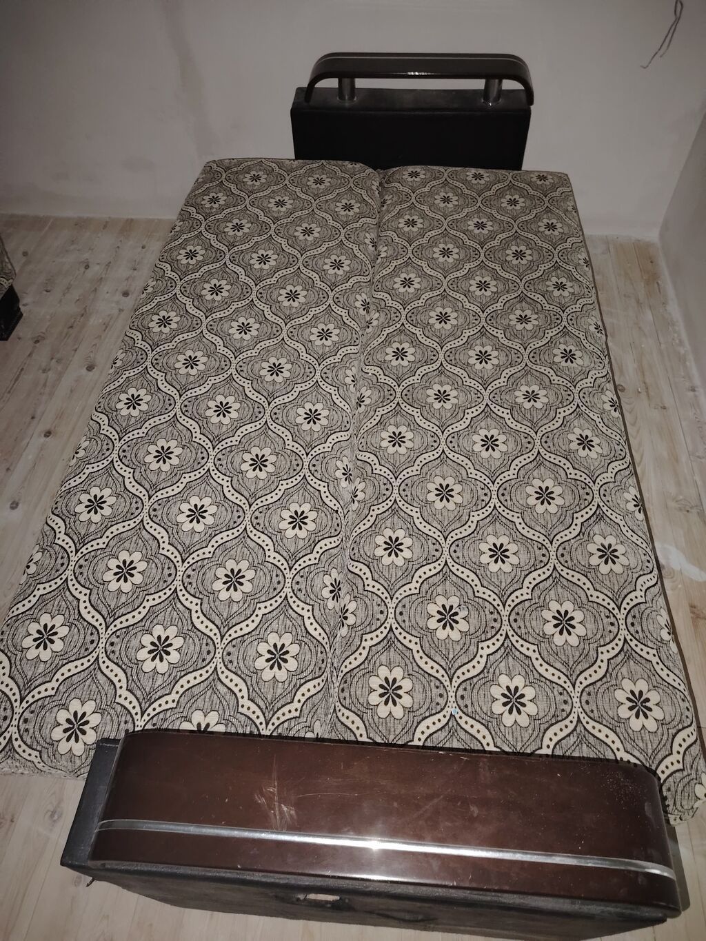 Divan-kravat, İşlənmiş, Açılan, Bazalı, Parça, Çatdırılma yoxdur — Mebel, Bakı