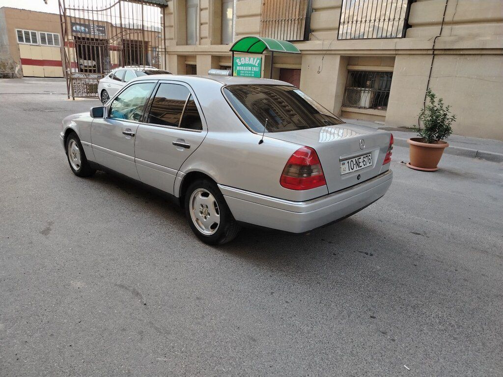Mercedes C 220, 2.2 L, 1994 il, 326 000 km — Avtomobillər, Bakı (4)