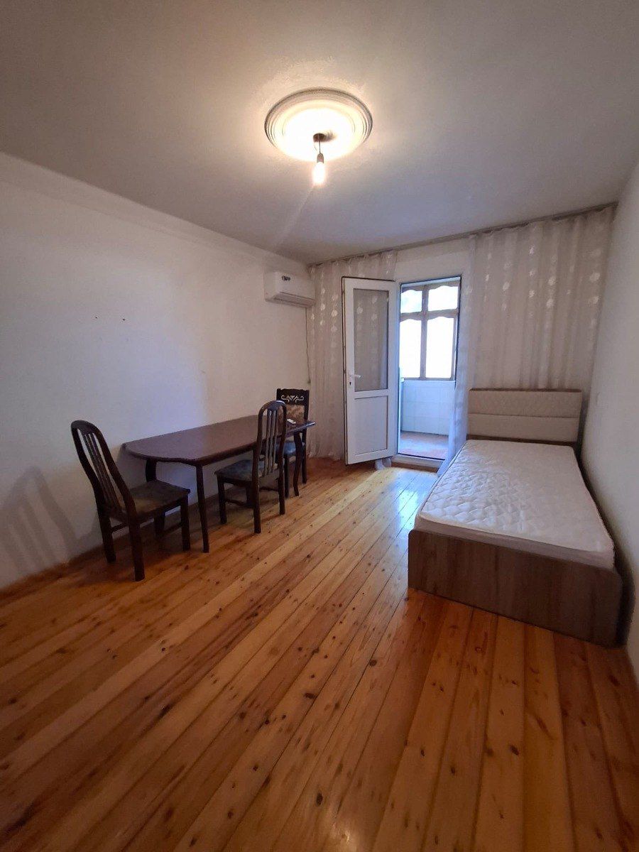 Satılır 2 otaqlı köhnə tikili 45 m² — Mənzil, Xırdalan (2)