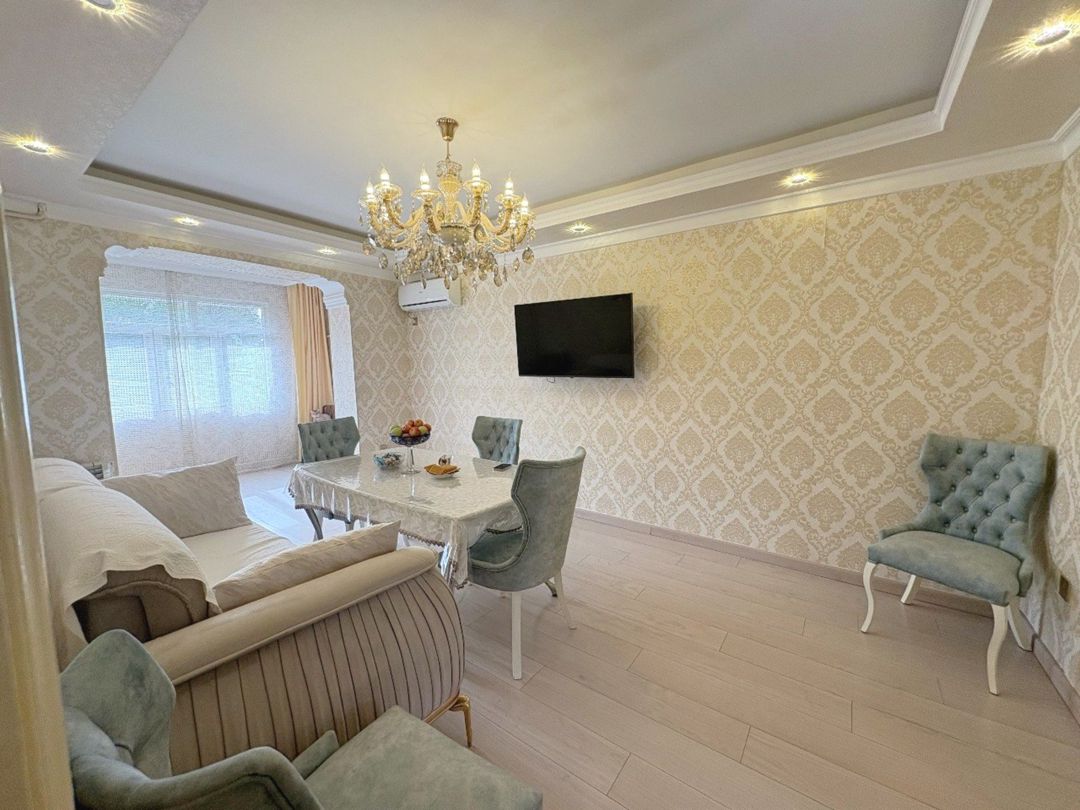 Satılır 2 otaqlı köhnə tikili 65 m² — Mənzil, Bakı