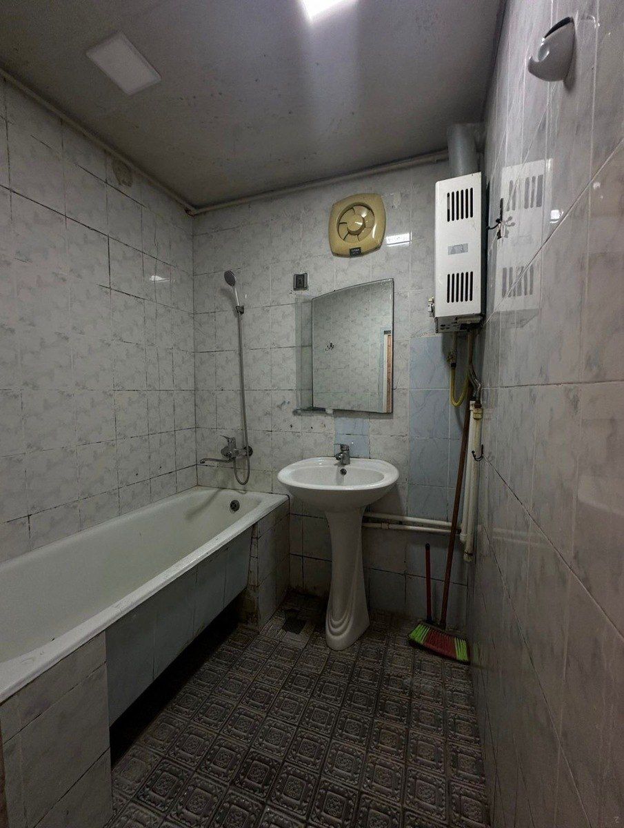 Satılır 3 otaqlı köhnə tikili 60 m² — Mənzil, Bakı (5)