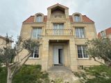 Satılır 7 otaqlı həyət evi/bağ evi 345 m² — Şövqi Quliyev