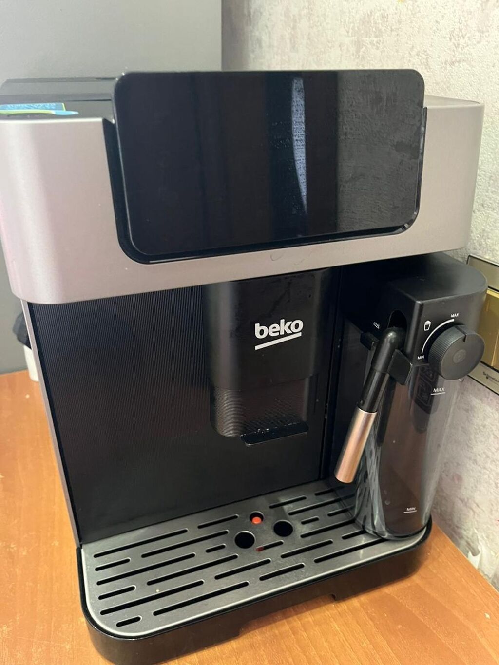 Beko cofe aparati 500AZN. 10 novde cofe hazirlayir tezedi demek olarki — Biznes və avadanlıq, Bakı